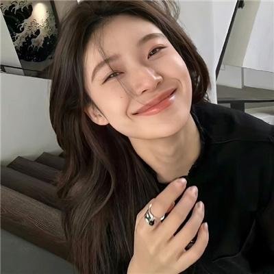 黑白姊妹